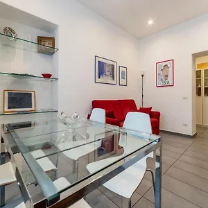 Appartamento Porta Pia & Torlonia With Balcony, Roma
